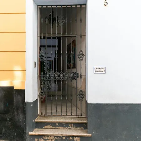 In By The Sea * Cádiz