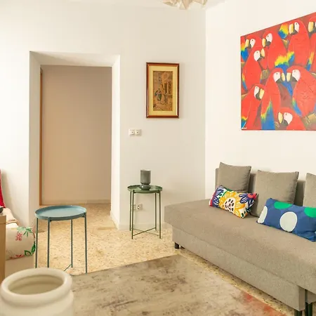 度假居 In By The Sea *