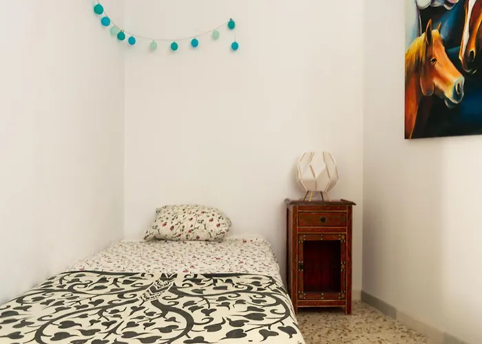 In By The Sea * 加的斯